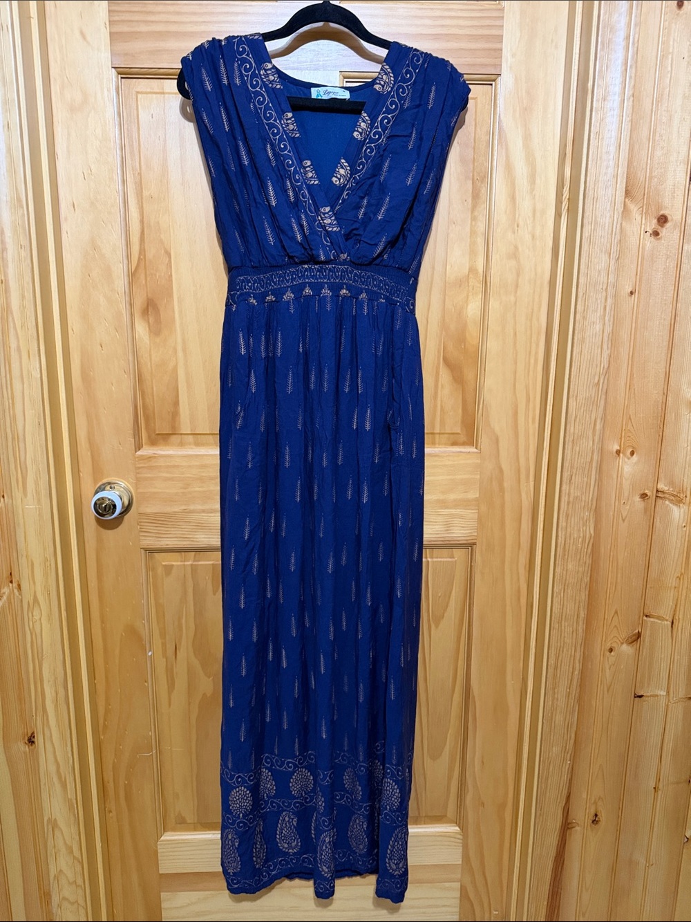 Boho Lapogee V-Neck Maxi Dress in Navy with Gold Embroidered Accents Size Medium